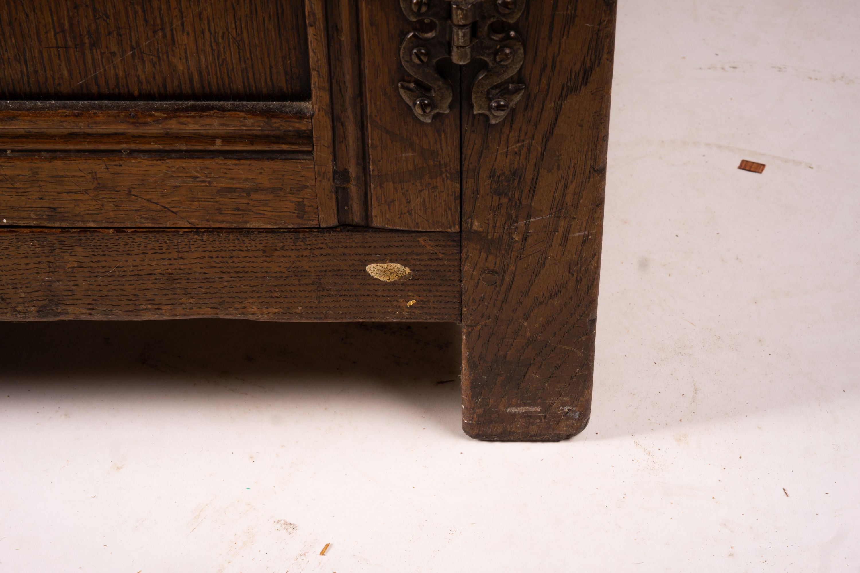 An 18th century style carved oak dresser, width 124cm, depth 46cm, height 175cm